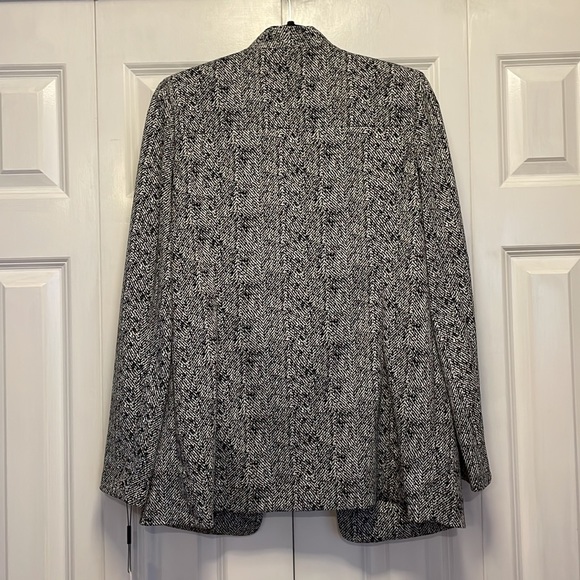 NWT Calvin Klein Women’s Suit Jacket (Size 8) - Picture 5 of 5